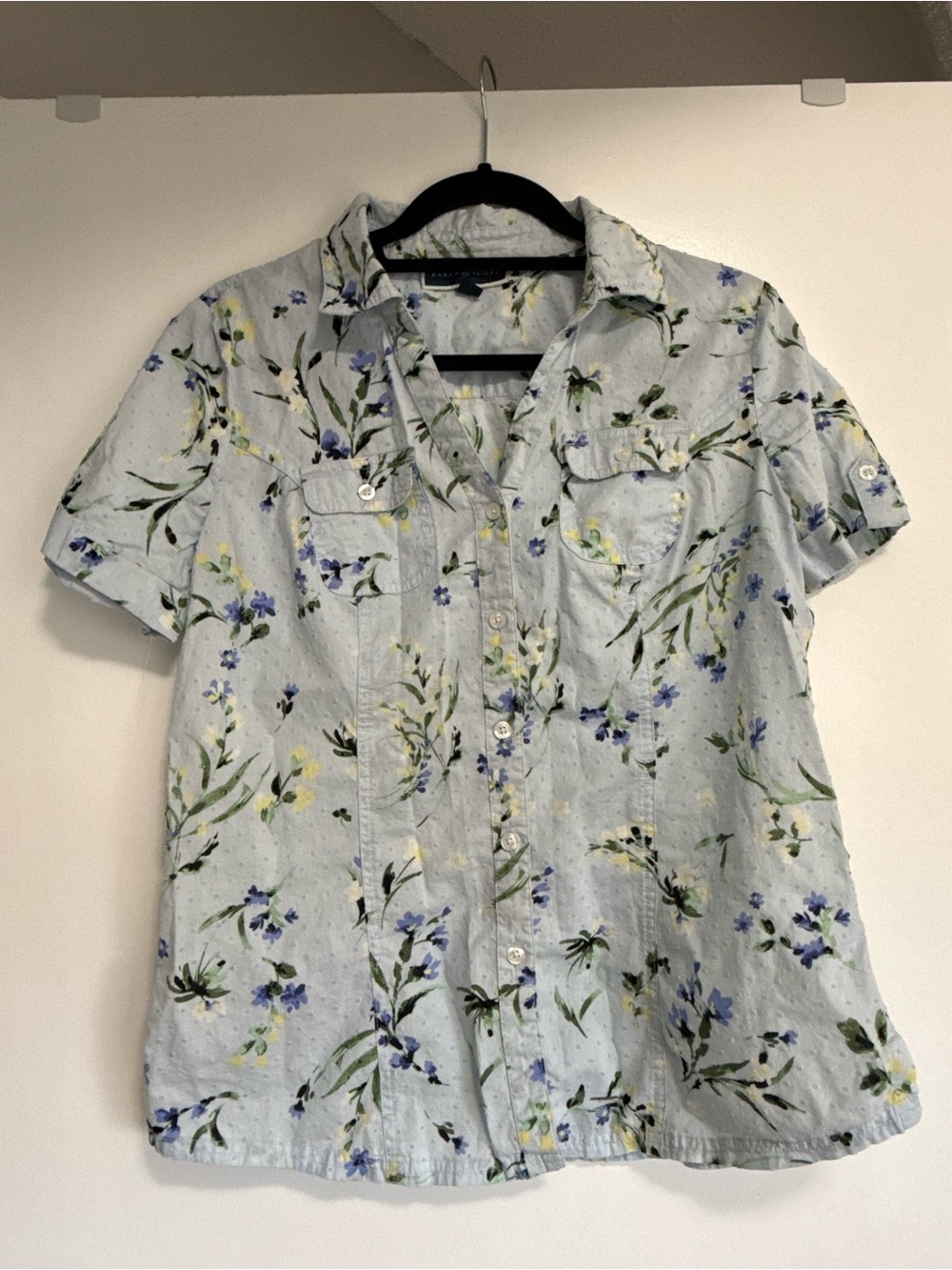 Karen Scott Light Blue Floral Short Sleeve Button Down Shirt